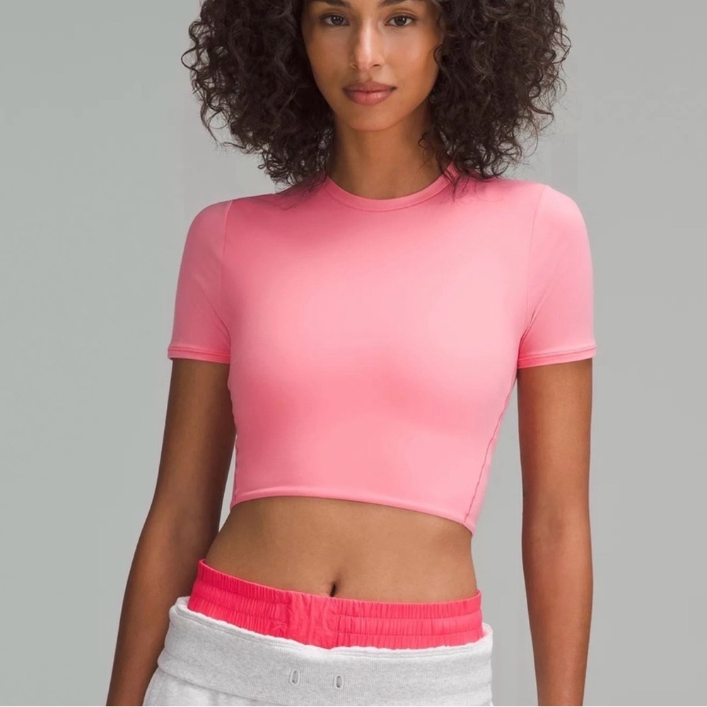 Lululemon wundermost ultra soft cropped tee